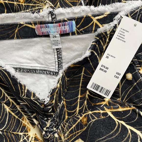 Urban Outfitters Spider Web Print Ruched V-Front Pant 26 - Picture 11 of 15